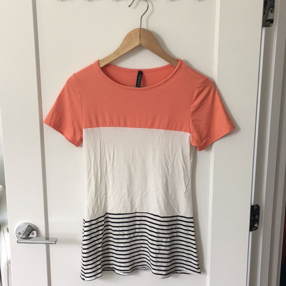 Never worn boutique tri block top!